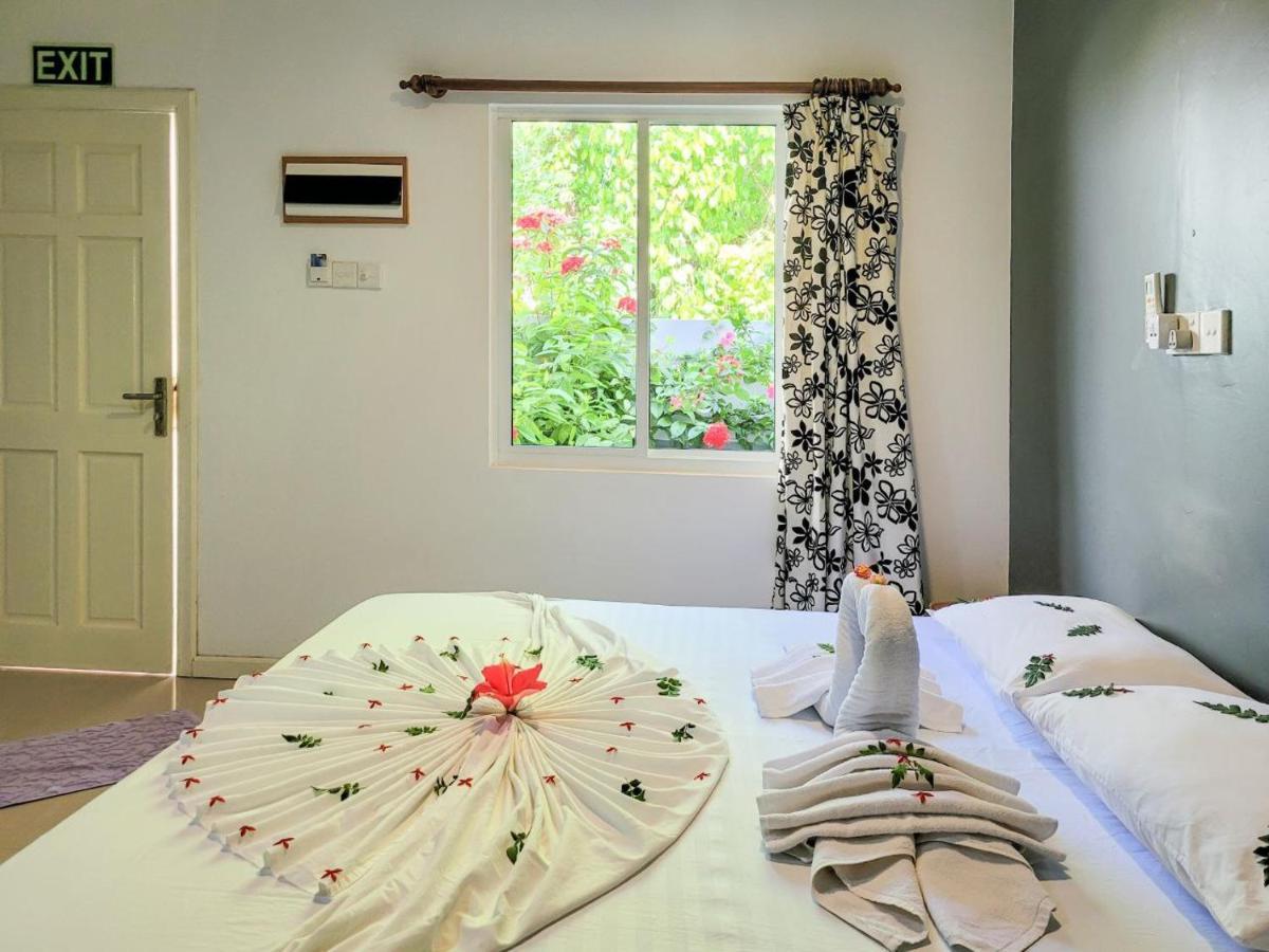 Serene Sky Guest House Thoddoo-Atoll Exterior foto